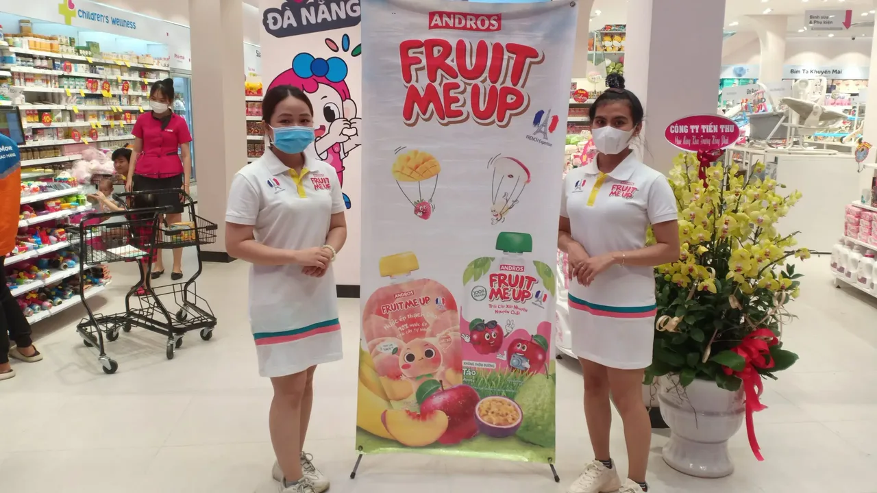 Standee & X-Banner